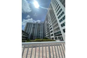 5401 Collins Ave, Miami Beach, FL 33140, Sold 12/16/22
