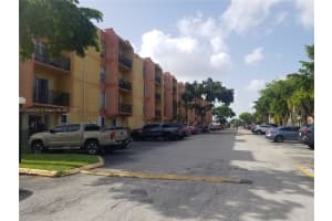 4707 NW 7th St, Miami, FL 33126, Sold 09/29/22