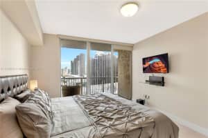 Opera Tower, 1750 N Bayshore Dr APT 1910, Miami, FL 33132, Sold 09/08/22