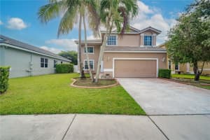 1715 NW 162nd Ave, Pembroke Pines, FL 33028, Sold 01/26/23