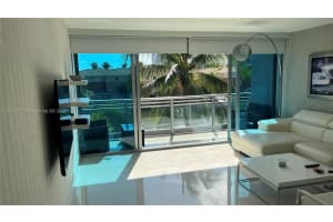 2950 NE 188th St, Aventura, FL 33180, Sold 12/16/22