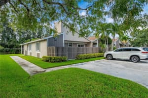 590 Woodgate Cir A, Sunrise, FL 33326, Sold 09/14/22