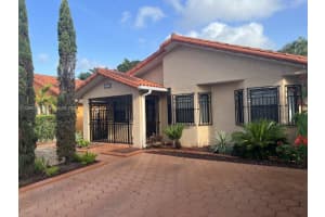 14642 SW 52nd St, Miami, FL 33175, Sold 11/07/22