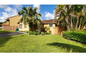 9328 SW 151 Ave, Miami, FL 33196, Sold 10/06/22