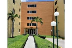 7000 NW 186th St, Hialeah, FL 33015, Sold 09/30/22