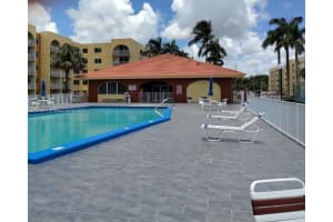 7000 NW 186th St, Hialeah, FL 33015, Sold 09/30/22
