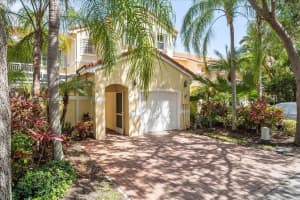 1520 Weeping Willow Way, Hollywood, FL 33019, Sold 09/16/22