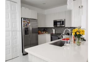 7847 NW 105th Ave, Doral, FL 33178, Sold 11/09/22