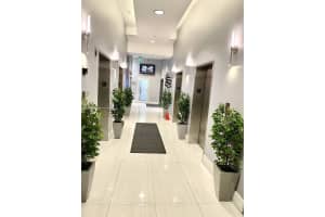 1200 Brickell Bay Dr, Miami, FL 33131, Sold 02/01/23