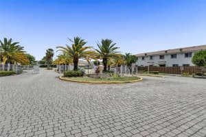 13982 SW 260th St, Homestead, FL 33032, Sold 10/07/22