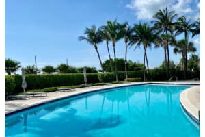 6515 Collins Ave APT 605, Miami Beach, FL 33141, Sold 09/01/22