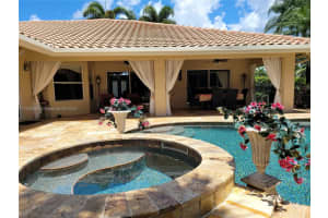 12530 SW 34th Pl, Davie, FL 33330, Sold 09/22/22