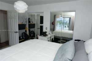 7904 West Dr, North Bay Village, FL 33141, Sold 10/28/22