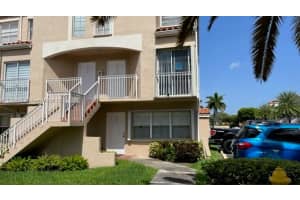 665 NW 85th Pl # 10-101, Miami, FL 33126, Sold 10/03/22