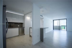 600 Biltmore Way APT 811, Coral Gables, FL 33134, Sold 09/07/22