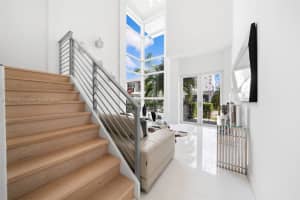 9740 NW 75th St, Doral, FL 33178, Sold 09/23/22