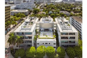 1700 Meridian Ave APT 406, Miami Beach, FL 33139, Sold 09/29/22