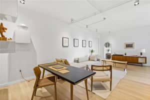 1700 Meridian Ave APT 406, Miami Beach, FL 33139, Sold 09/29/22