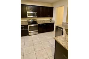 10630 NW 88th St Apt 205, Doral, FL 33178, Sold 10/25/22