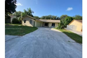5815 Autumn Ridge Rd, Lake Worth, FL 33463, Sold 12/29/22