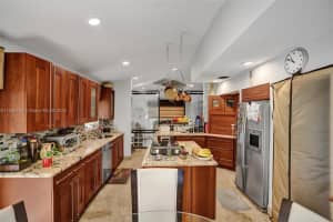 440 Vicksburg Terrace, Plantation, FL 33325, Sold 11/18/22