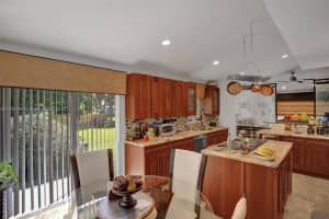 440 Vicksburg Terrace, Plantation, FL 33325, Sold 11/18/22