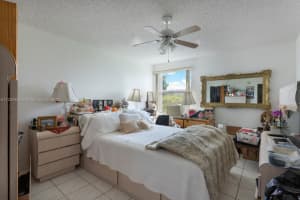 17620 Atlantic Blvd Apt 515-1, Sunny Isles Beach, FL 33160, Sold 10/31/22