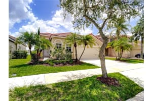 701 Vista Meadows Dr, Weston, FL 33327, Sold 09/01/22