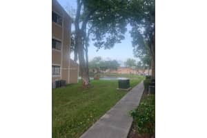 9491 Palm Cir S APT 203, Pembroke Pines, FL 33025, Sold 12/01/22