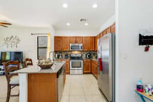 659 NE 191st St, Miami, FL 33179, Sold 10/03/22