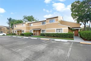 314 Palm Cir E #314, Pembroke Pines, FL 33025, Sold 10/21/22