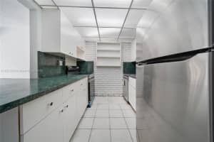 14243 Memorial Hwy #10f, North Miami, FL 33161, Sold 10/03/22