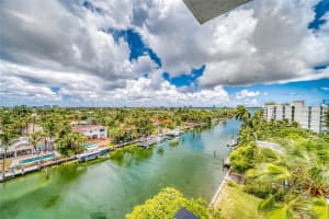 9660 W Bay Harbor Dr e, Bay Harbor Islands, FL 33154, Sold 09/19/22