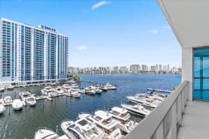 17111 Biscayne Blvd, North Miami Beach, FL 33160, Sold 09/09/22
