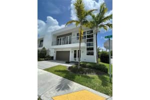 9790 NW 75th St, Doral, FL 33178, Sold 11/18/22