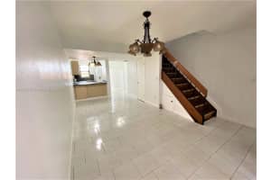 7989 NW 7th St #1, Miami, FL 33126, Sold 10/28/22