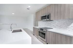 6830 NW 103rd Ave, Doral, FL 33178, Sold 04/17/23