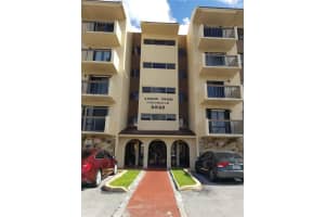 5249 NW 7th St, Miami, FL 33126, Sold 11/15/22