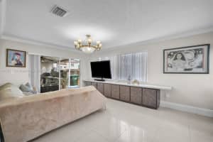 801 NW 126th Pl, Miami, FL 33182, Sold 10/31/22