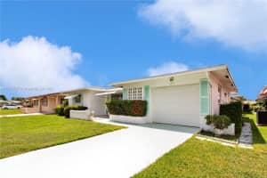 4918 NW 55th St, Tamarac, FL 33319, Sold 10/25/22