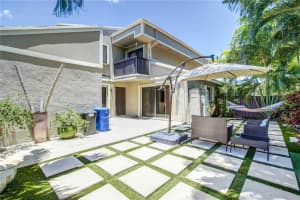 13291 NW 7th St, Plantation, FL 33325, Sold 09/09/22