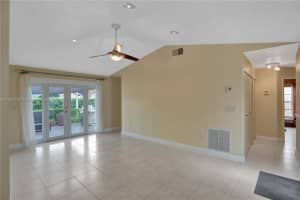 19634 NW 58th Ct, Hialeah, FL 33015, Sold 09/12/22