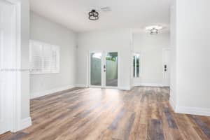 1676 SE 23rd St, Homestead, FL 33035, Sold 09/26/22