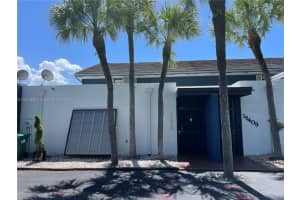 16406 Bridge End Rd, Miami Lakes, FL 33014, Sold 09/26/22