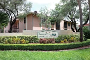 9806 Hammocks Blvd Apt 202-25, Miami, FL 33196, Sold 08/12/22