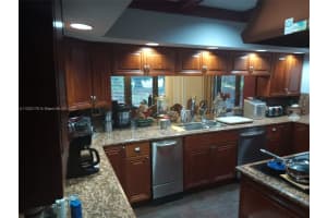 19800 W St Andrews Dr, Hialeah, FL 33015, Sold 07/11/23