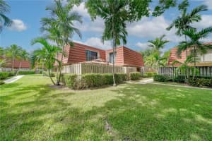 730 NW 99th Cir, Plantation, FL 33324, Sold 09/12/22