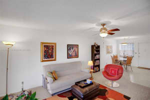 700 Layne Blvd APT 205, Hallandale Beach, FL 33009, Sold 09/27/22