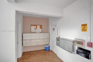700 Layne Blvd APT 205, Hallandale Beach, FL 33009, Sold 09/27/22