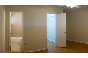 9354 SW 77th Ave APT I7, Miami, FL 33156, Sold 11/08/22